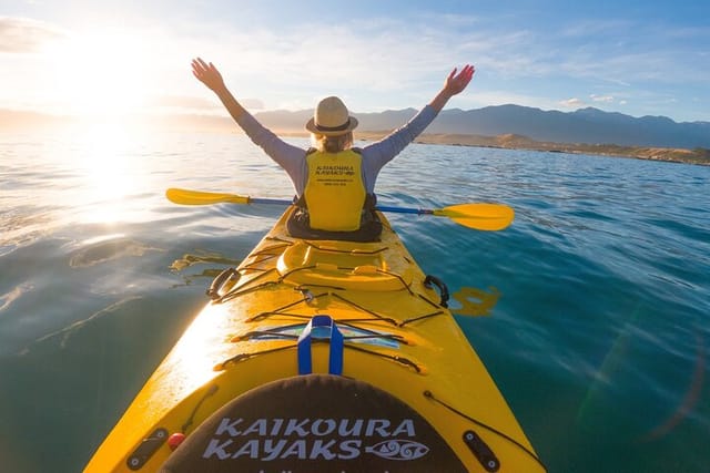 sunset-evening-kayaking-tour--kaikoura_1